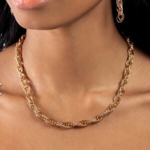 Paparazzi Elegant Gold Twist Necklace